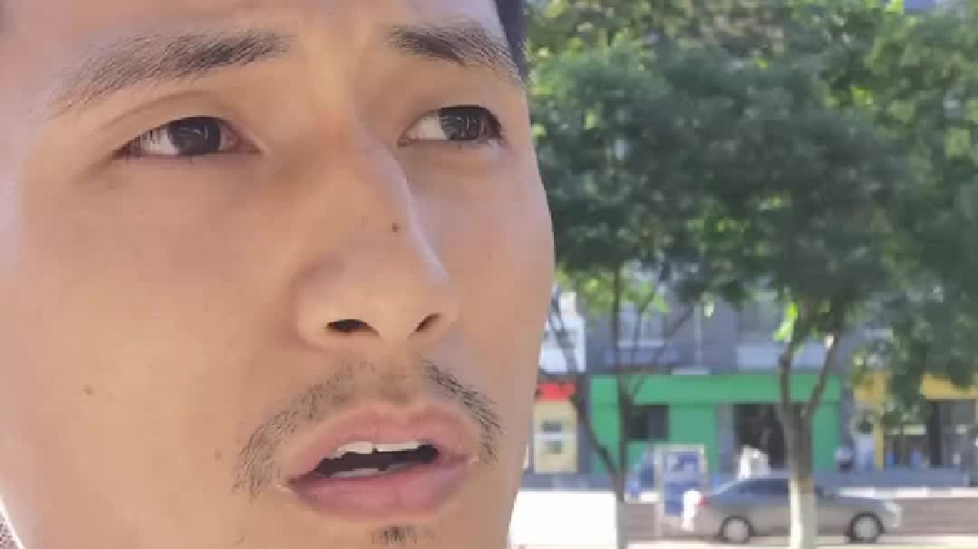 全国自驾游走到当地一定要尝尝本地的特色小吃！不能在乎钱！