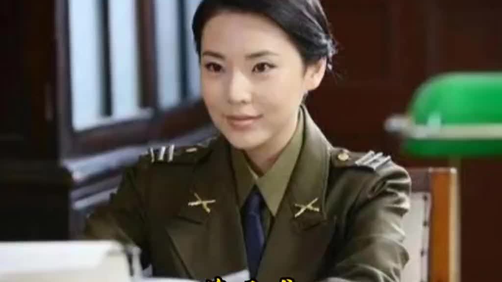 小伙利用职务之便倒卖黄金，不料却被美女颠倒黑白，诬陷为潜伏的卧底