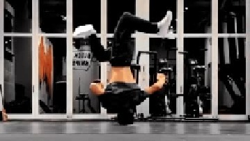 爆发力很强啊 收放自如