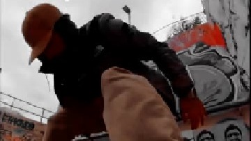 涂鸦加上街舞就安逸得很哦