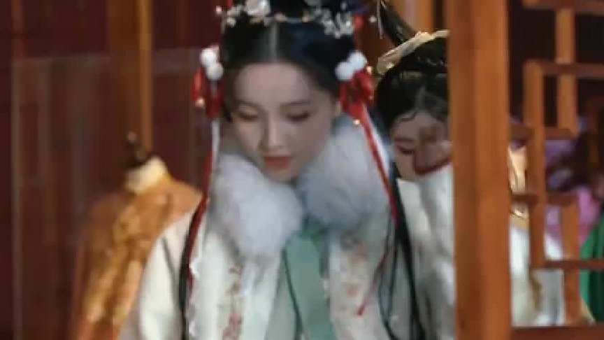 汉服妹妹们结队出行来了