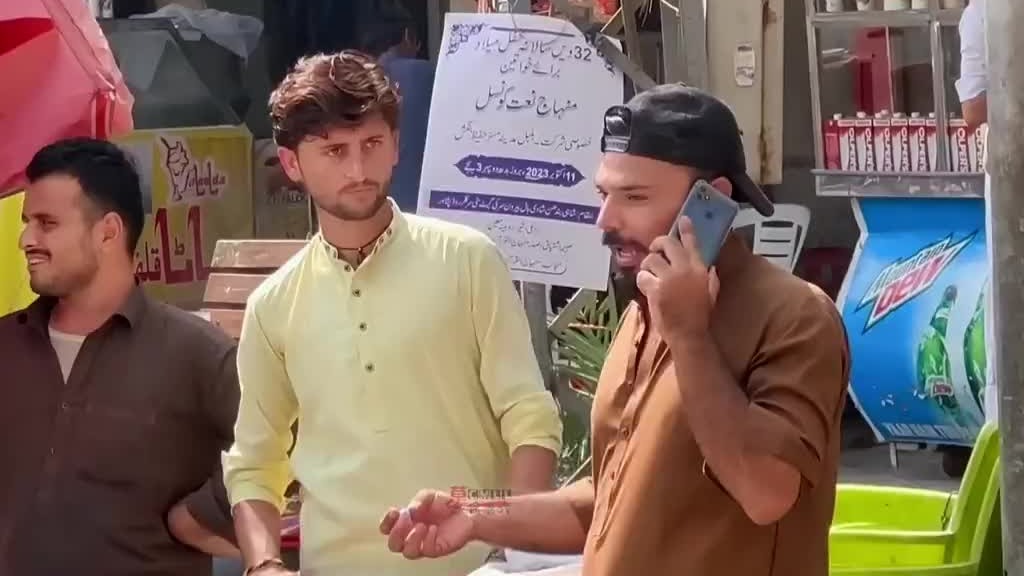 老六这一天百家饭吃得摊主都想叨人了