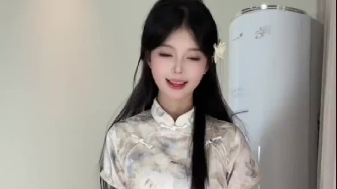 夫人，大小姐又来跳舞了