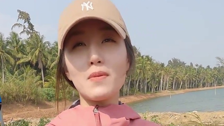 热心钓友发现海南小河东星斑泛滥了，帅小伙带女友火速前往…