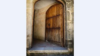 開(kāi)門(mén)的聲音 The sound of opening the door