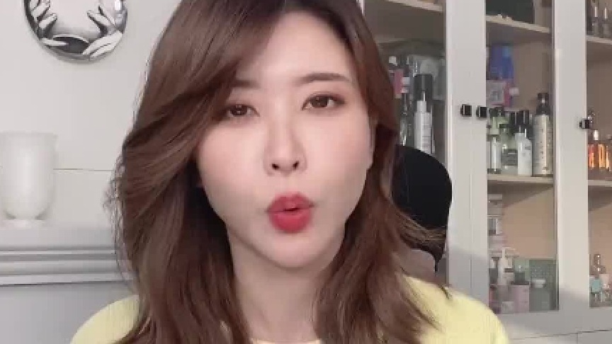 来，给你们讲接下来护肤圈会火什么——国货新品猛