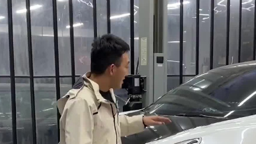 等了一个星期了，特斯拉外观大升级终于要完工了！