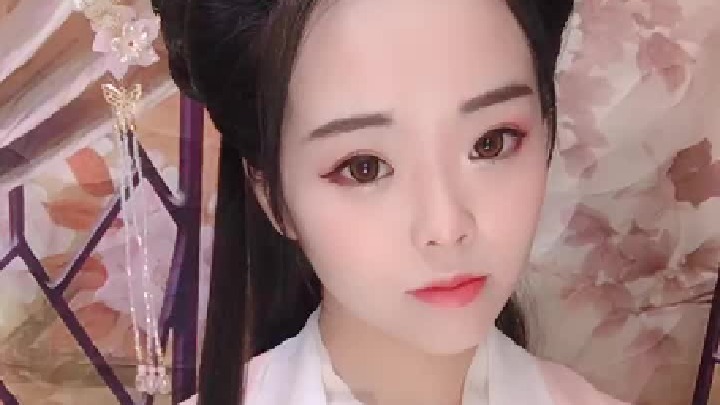 这个世界谁认真谁就输了…