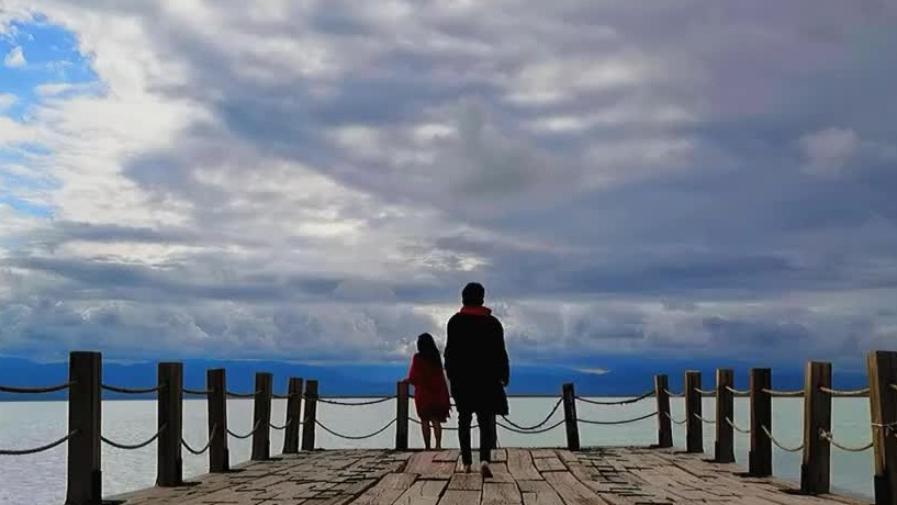 在我还有精力的时候和最心爱的人走遍全世界！