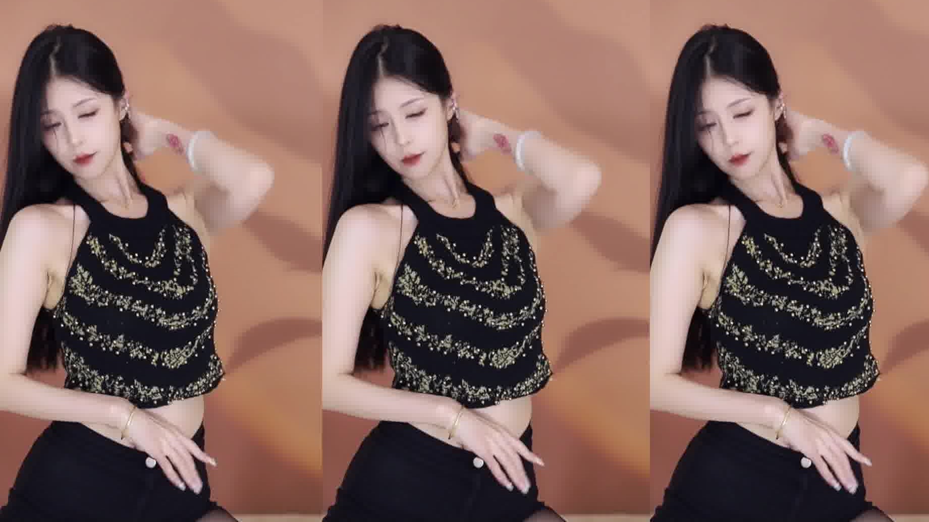 【奇领平鱼】花会沿路盛开，你以后的路也是，所以要有未来。