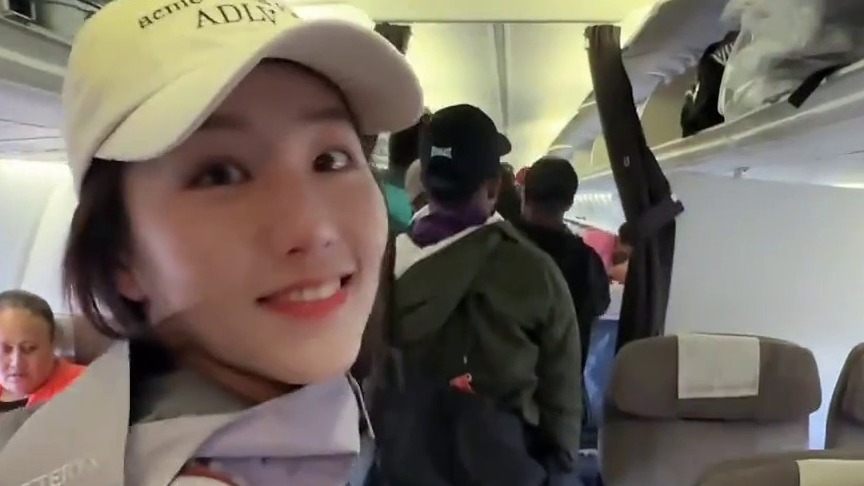 花2万块带女朋友飞到南半球岛国赶海，看能不能吃回本！