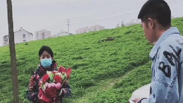 聊了三个月的网友，开车一千多公里来见她，没想到照片与本人区别这么大