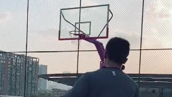 能不能来多一点双击鼓舞我一下 最近有点疲惫需要你们的鼓励