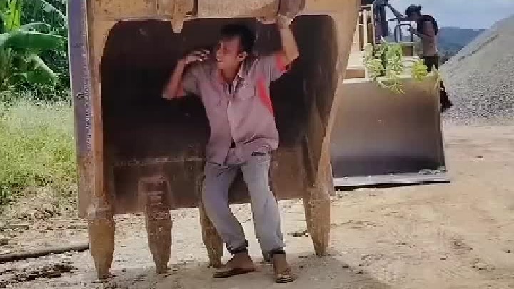 这老六可太损了