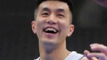 大漂亮郭艾伦，兄弟和球迷最重要。