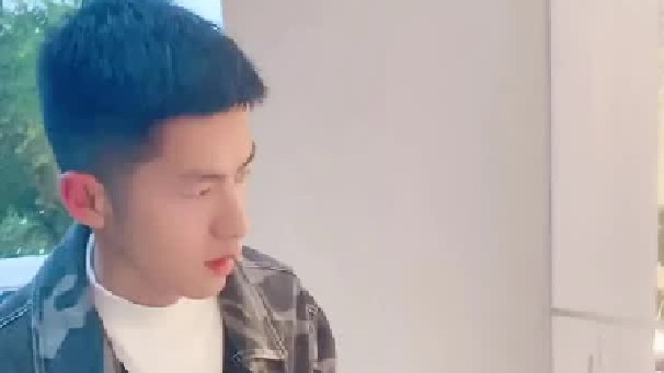 这就是你说的陪闺蜜逛街