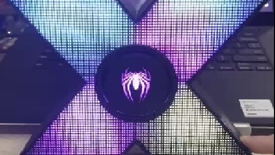 这个X造型的游戏蓝牙音箱也太酷了