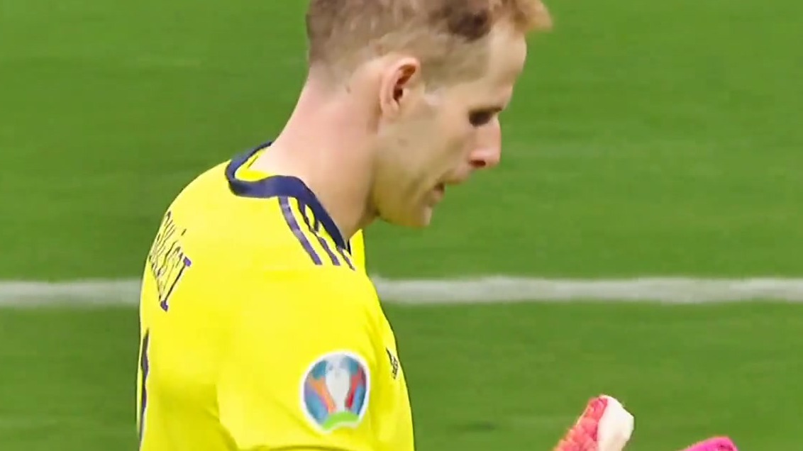 c罗梅开二度，加冕欧洲杯历史射手王！！！