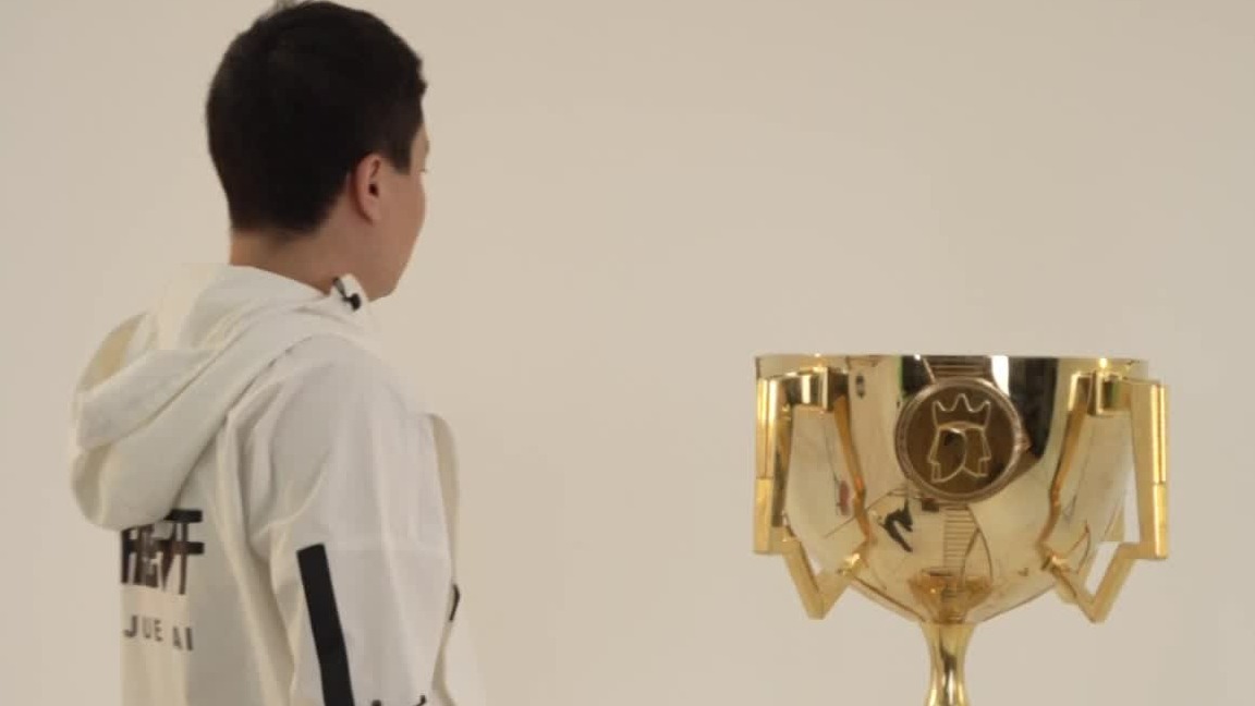 鲜衣怒马少年时，不负韶华行且知