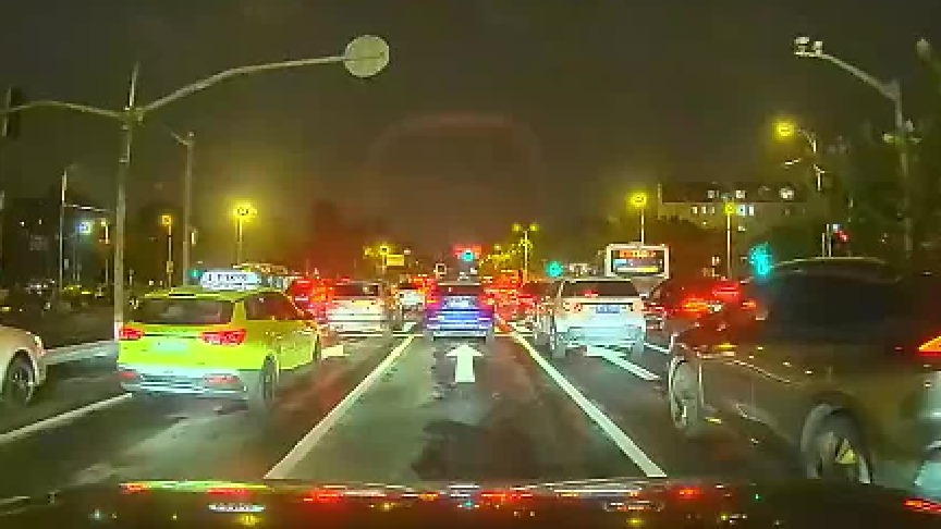 茅台跌到这个价格的时候，你会考虑买一瓶吗？