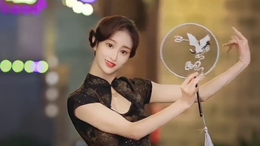 今天像你的几姨太？