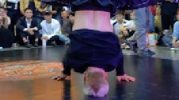 帅哥街舞又来了