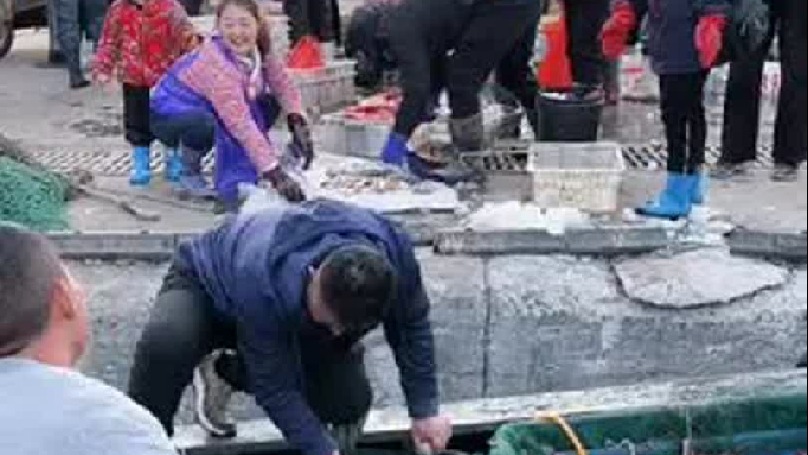 早上赶集的人还真多