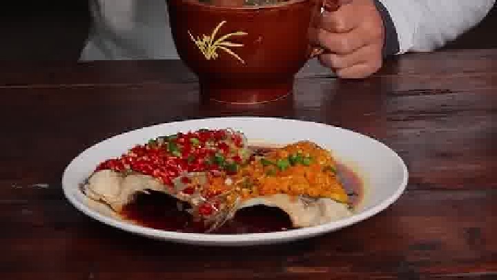 你更喜欢吃哪里的特色菜呢？视频里大胖吃的是什么你们知道吗？