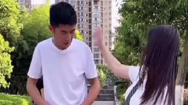 这年头 什么人都有啊