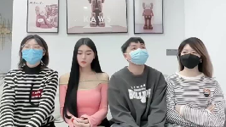 她突然想到什么了