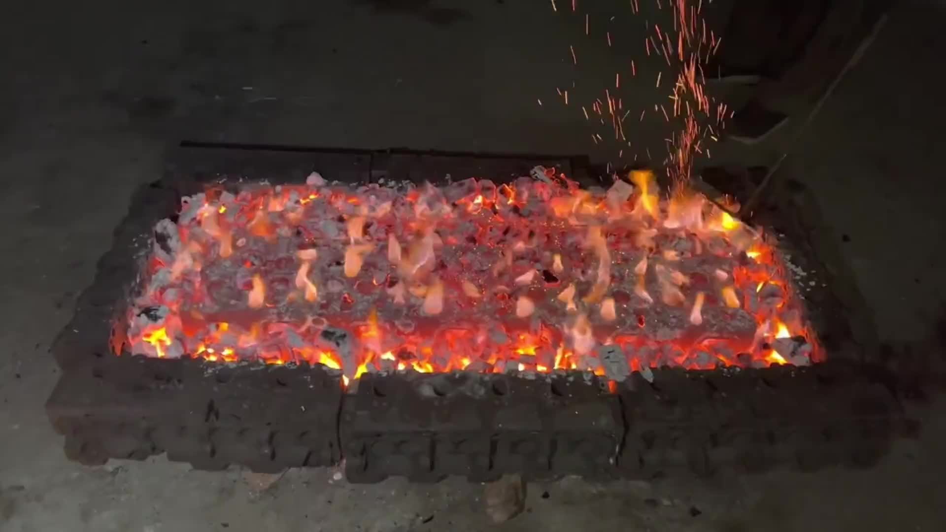 巴铁维修直列六缸发动机缸盖全过程。