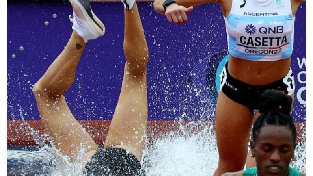 提问：3000米障碍的起点在哪？