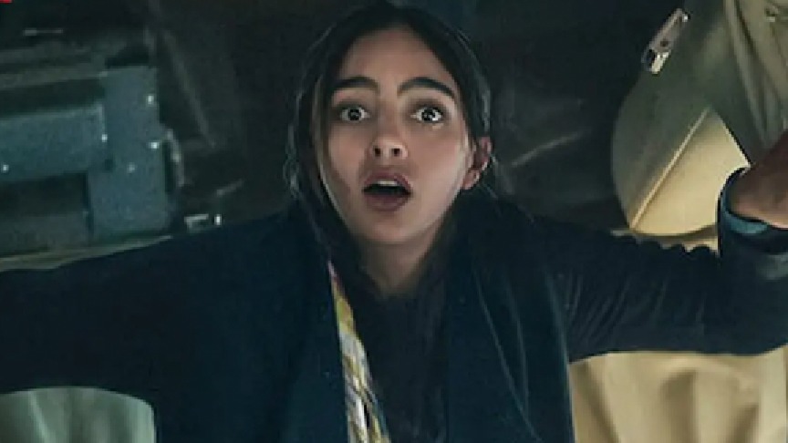 女孩被困荒岛，看她如何自救?