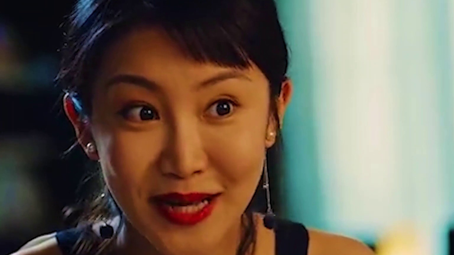 小伙遇到酒托，看他如何巧妙脱身