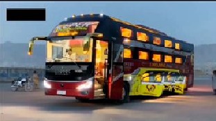 巴铁的客车有多内卷，为了争夺市场开始魔改大巴车，独立的包厢豪华的配置，堪称移动别墅