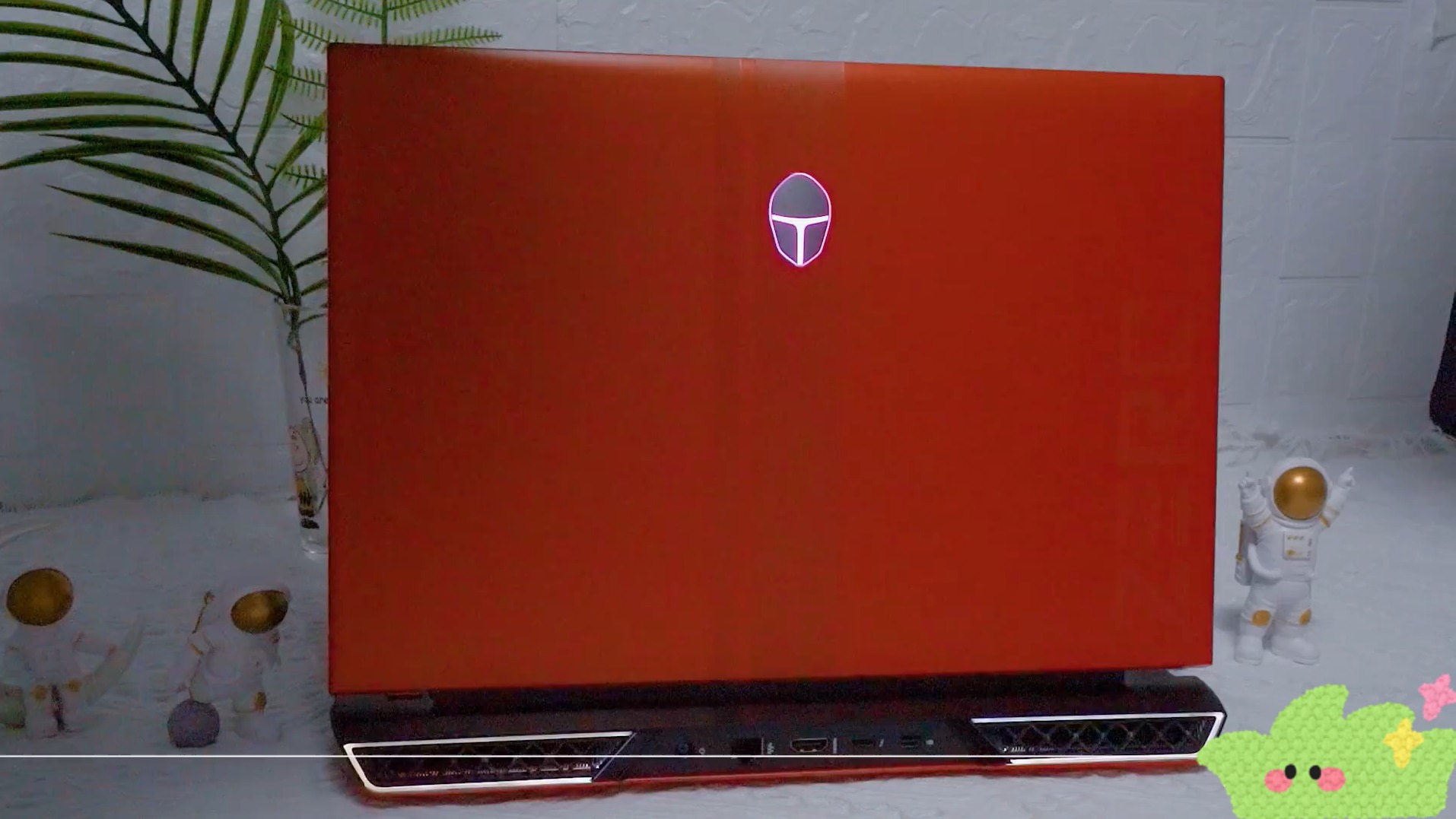 【单机评测】马上要更新独显直连！雷神也有成为性价比之王的一天？—雷神 ZERO评测