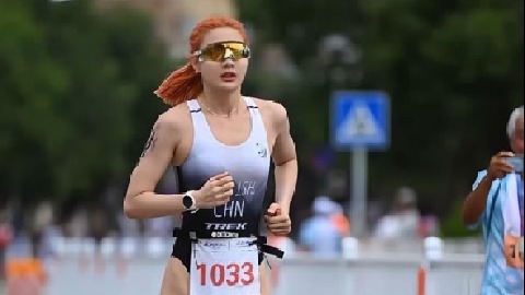 你敢相信铁人三项运动员颜值身材不输女明星！铁三女神冯竟爽简直太完美！ 