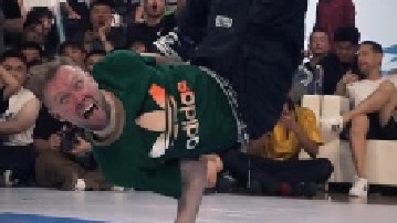 这个Bboy好哇塞！