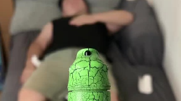 绝交真的很重要，因为不讲武德之外还带录象。。。