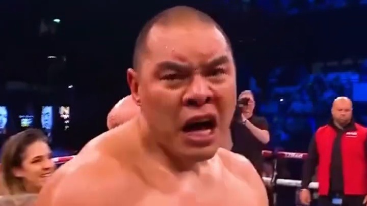 张志磊打人世界擂台，打的黑人拳王不知所措