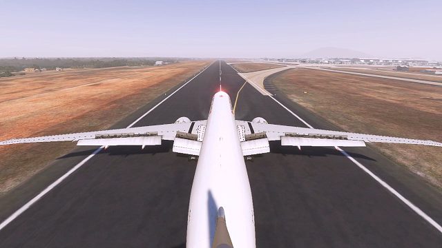 新航波音777降落圣地亚哥国际机场