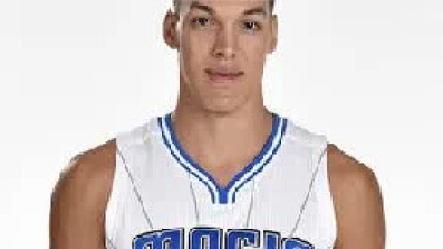 冰雪女王撞脸戈登！滑雪冠军 斯坦福学霸！她的人生有多令人羡慕