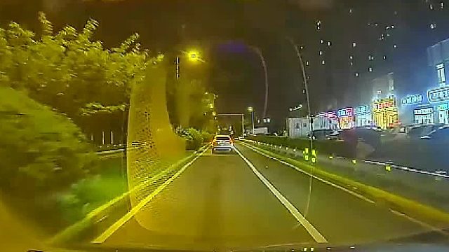 别做打工人了，一起来做金融消费者吧