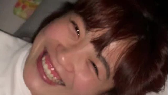 浮世万千，吾爱有三，日，月，与卿。日为朝，月为暮，卿为朝朝暮暮～