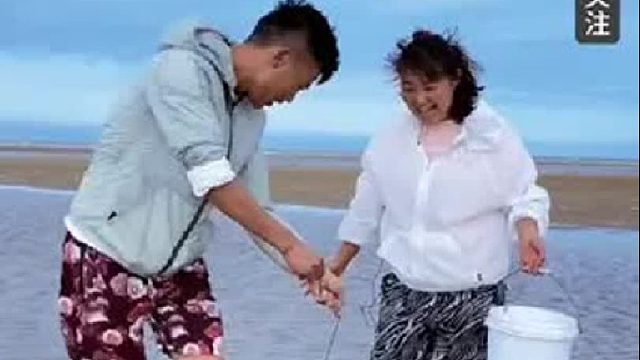 户外赶海抓海鲜