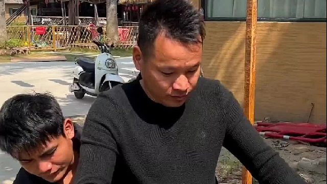 这裤子，让他赔不过分吧？