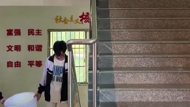 学生时代最浪漫的事大概就是双向暗恋吧