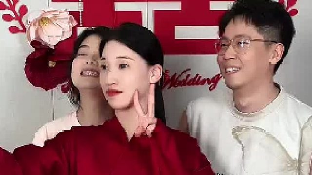 报警啊，一个巴掌没一万下不来