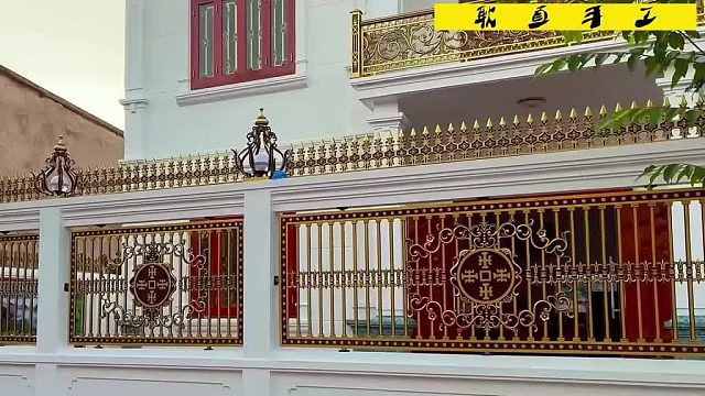 经验老道的泥工师傅把一面围墙修砌得非常漂亮，真是高手在民间啊