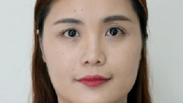 闲着无聊，给爸妈换了个女儿